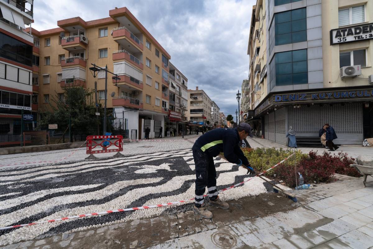 2 Nisan’da İzmir’de hizmet yağmuru