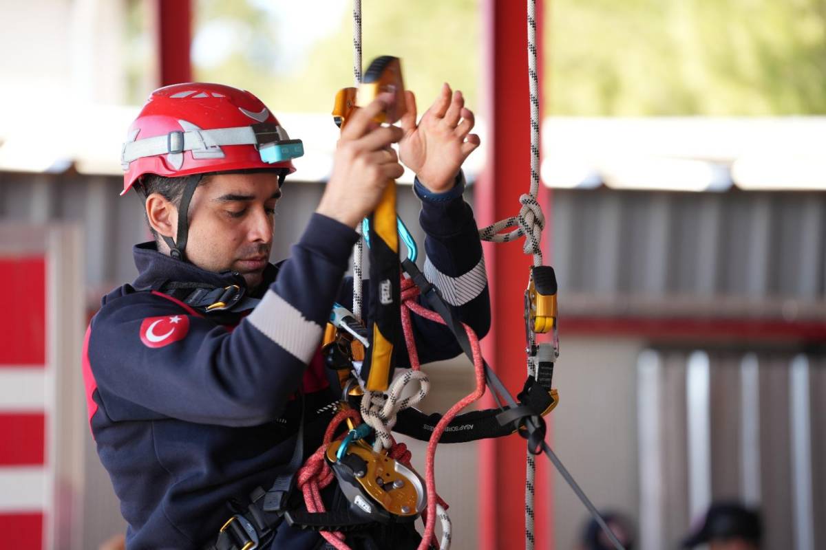 İzmir İtfaiyesi’nde 