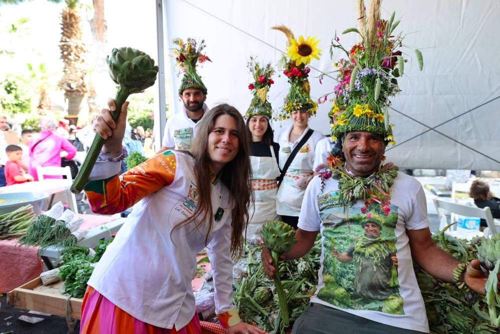 15. Uluslararası Alaçatı Ot Festivali yüz binlerce kişiyi ağırladı