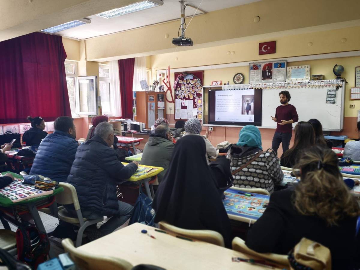 Akran zorbalığı ve şiddete karşı nezaket eğitimi