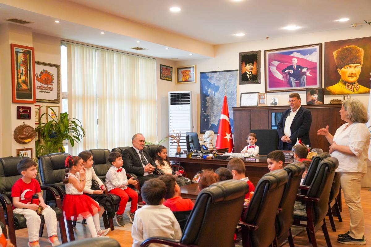 Seferihisar’da 23 Nisan coşkusu