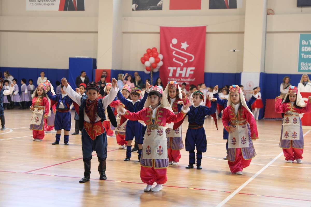 Seferihisar’da 23 Nisan coşkusu