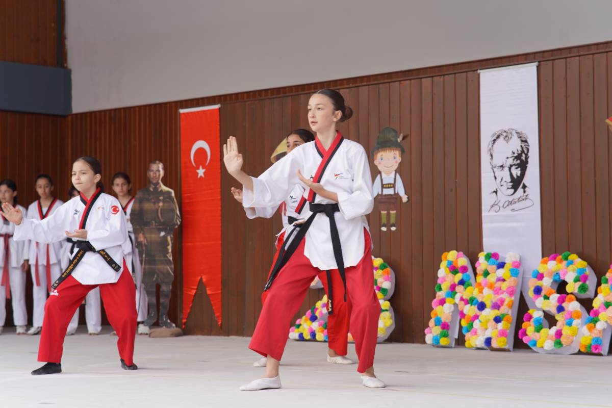 Seferihisar’da 23 Nisan coşkusu