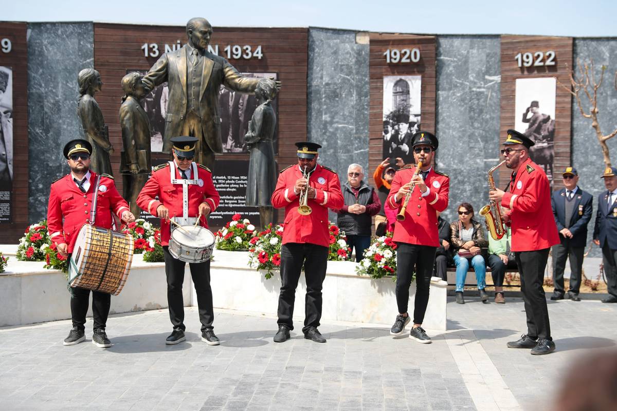 Atatürk’ün Aliağa’ya Gelişinin 92’nci Yılı Kutlandı