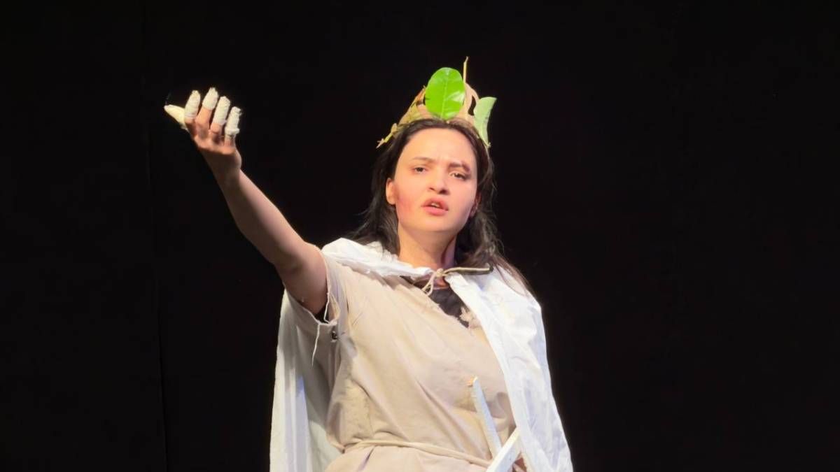 Üniversiteliler tiyatroda buluştu