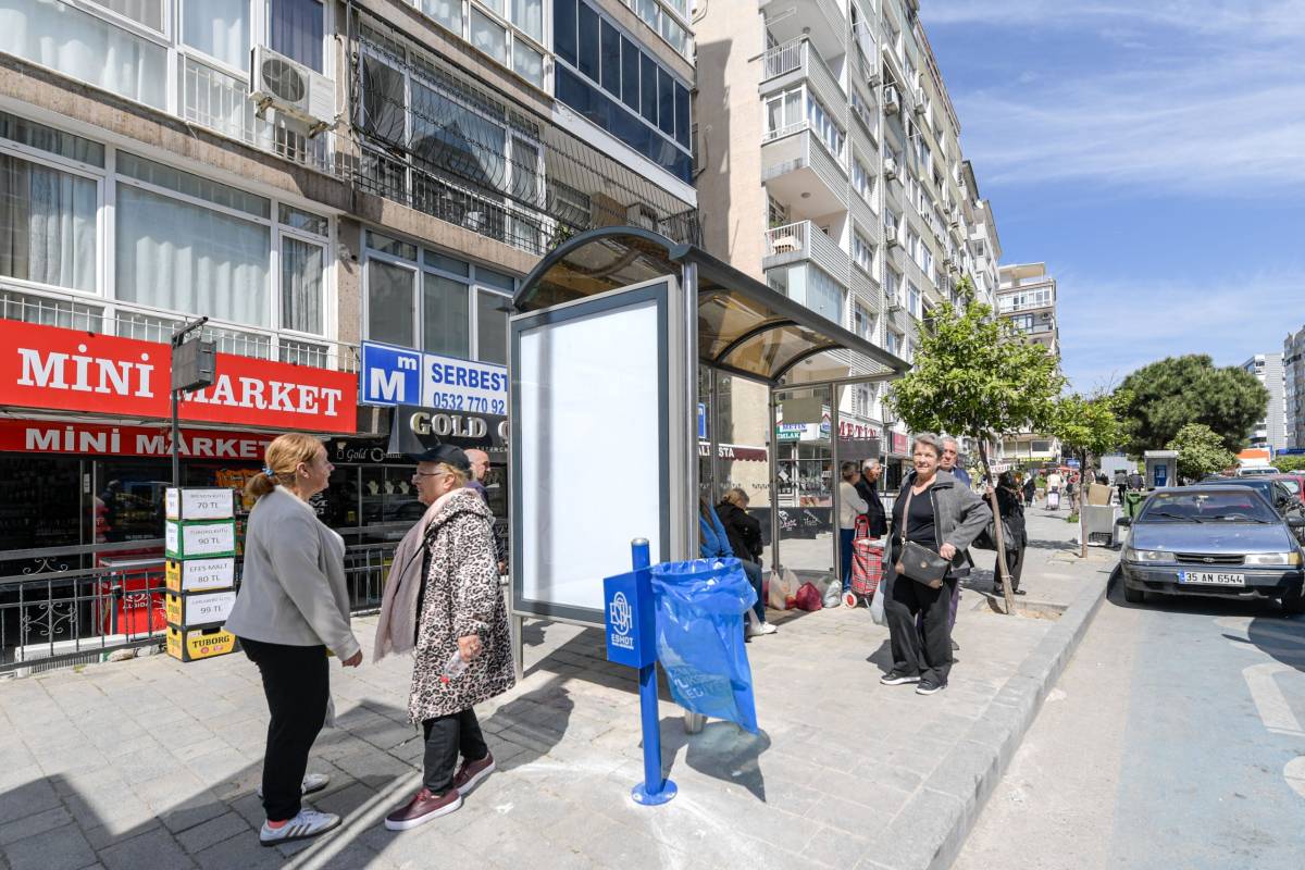 ESHOT’tan duraklarda temizlik hareketi