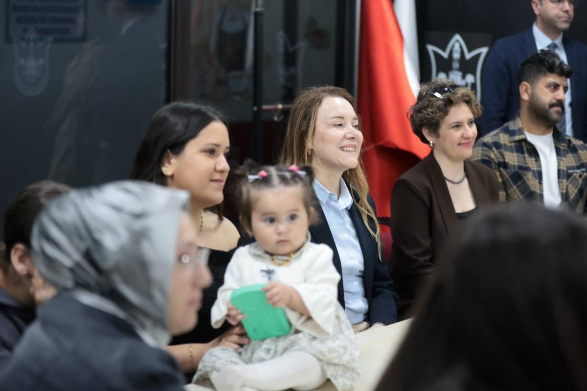 Anne Destek Programı mezunları sertifikalarını aldı