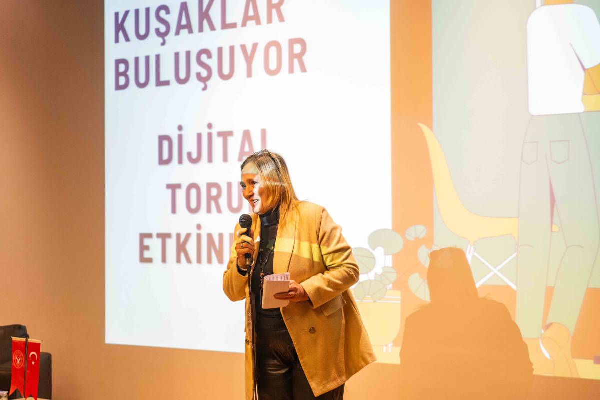 Bornova’da “Dijital Torun” Köprüsü