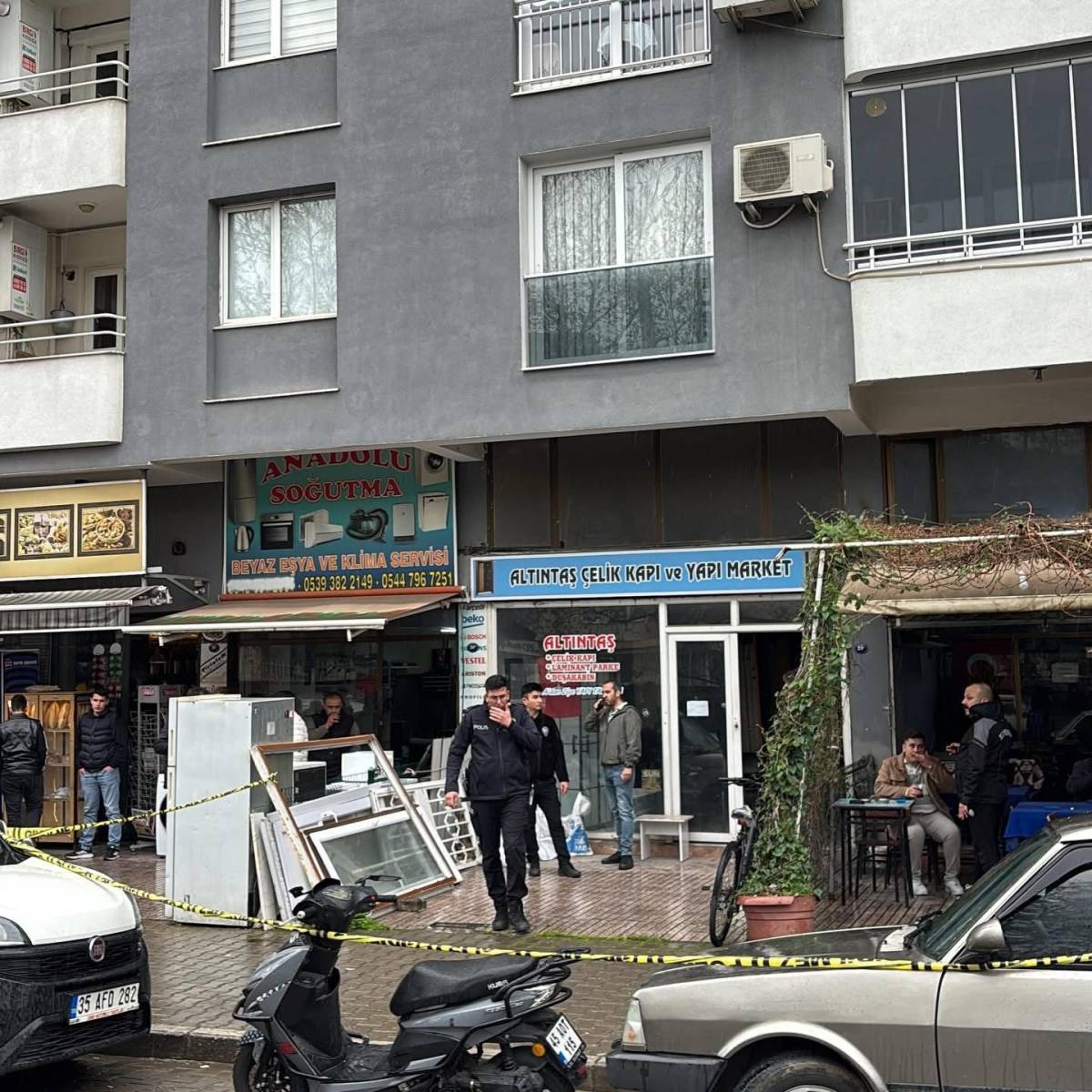 İzmir'de iş yerine silahlı saldırı