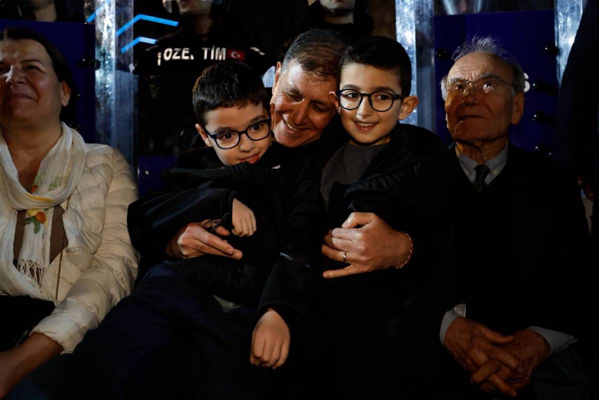 Başkan Tugay: Bundan sonra 24 saat buradayım