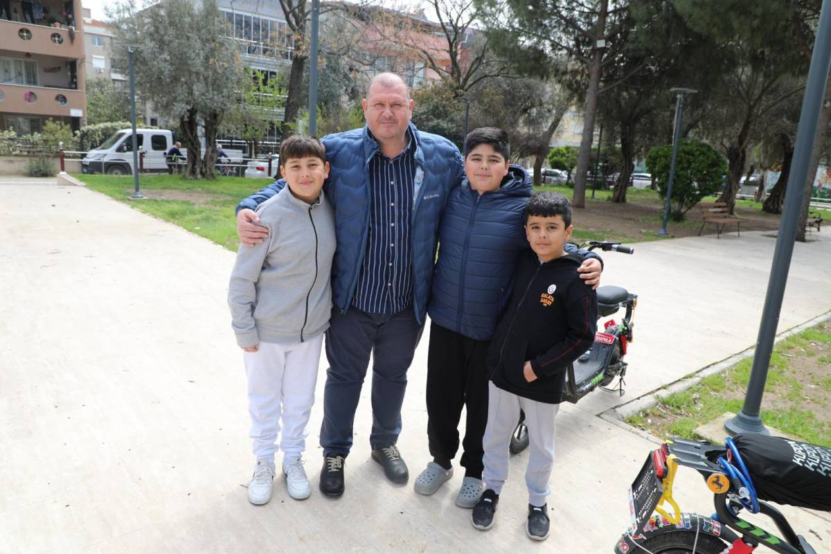 Başkan Çiçek'ten Pazar Mesaisi