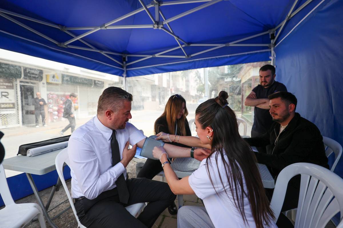 Buca’da sağlık seferberliği tüm hızıyla sürüyor