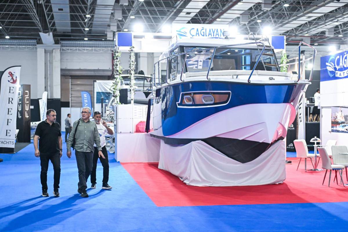 İzmir’de denizcilik rüzgârı