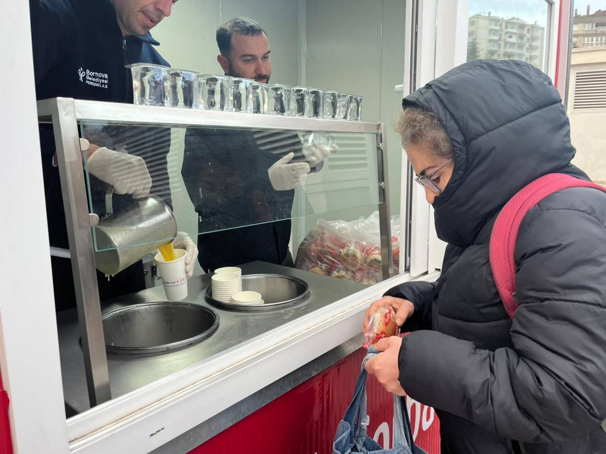 Bornova’da sıcak dayanışma büyüyor