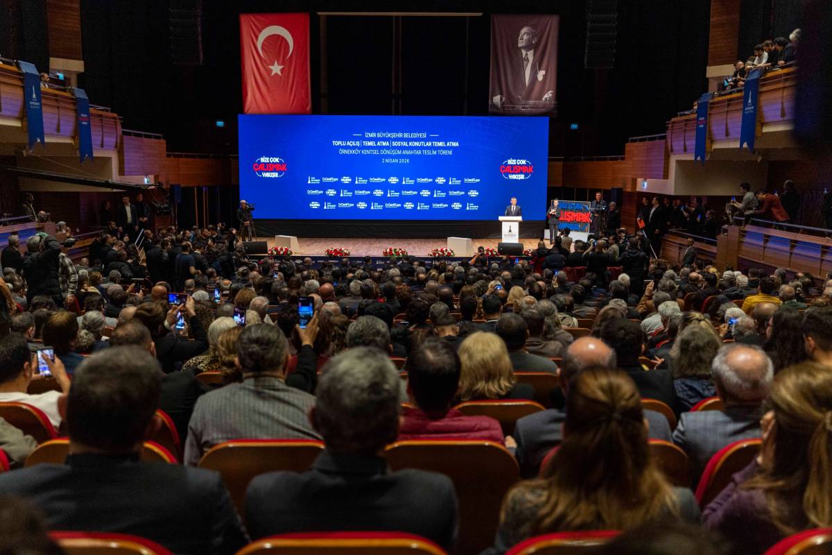 İzmir’de tarihi gün