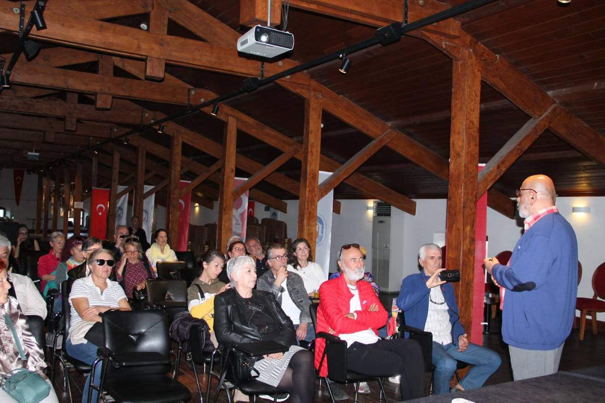 Fotoğrafçılığın 200. yılı Efes Selçuk'ta kutlanıyor