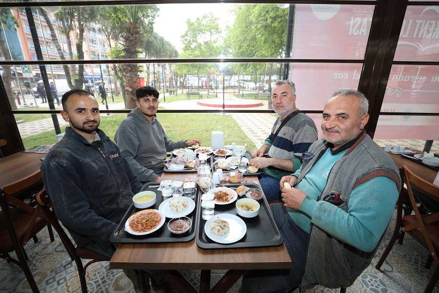 Menderes’in Kent Lokantası 1 Yılı Doldurdu