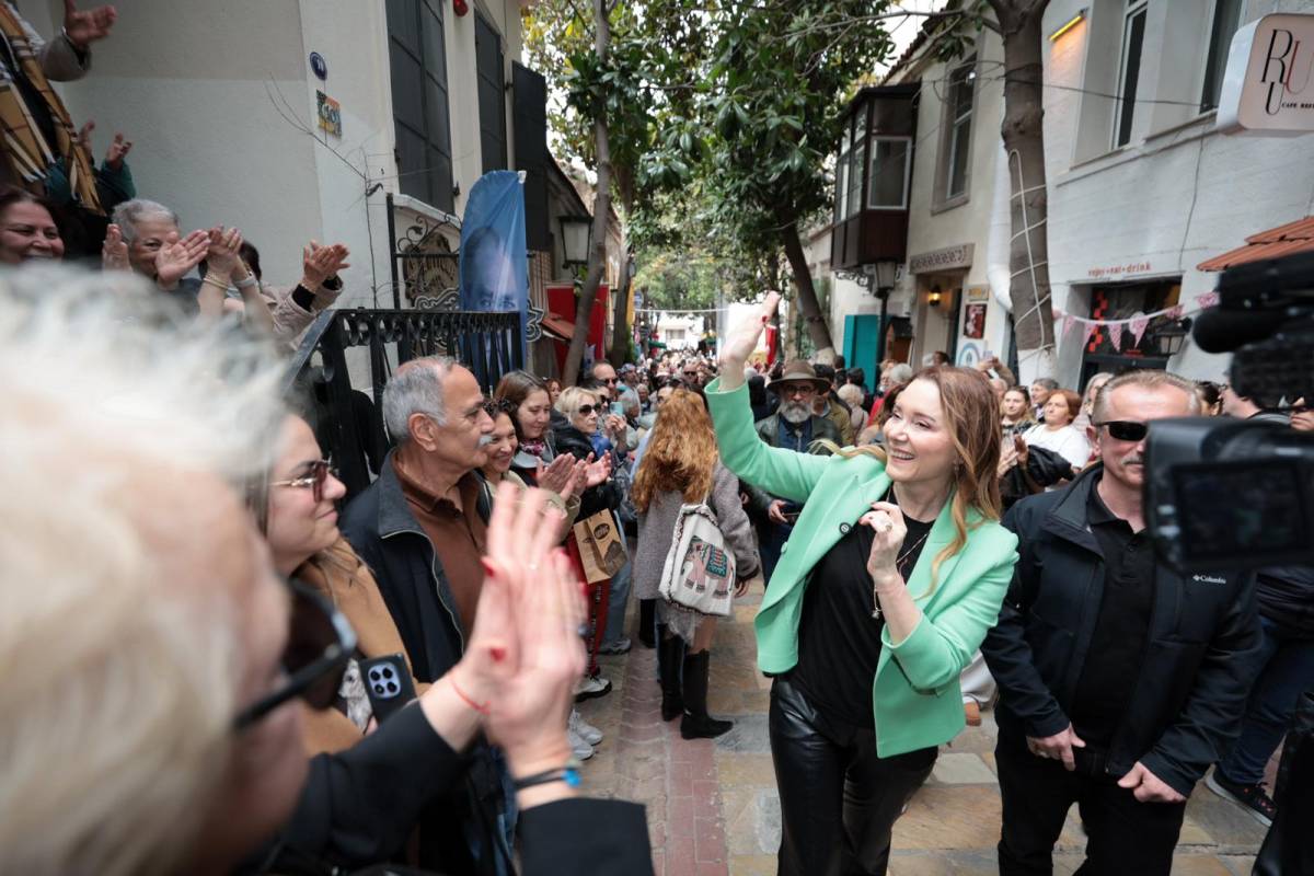 Konak’tan Dario Moreno için unutulmaz şenlik