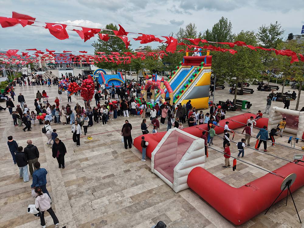 Urla’da 23 Nisan Coşkusu