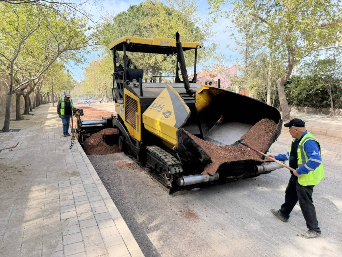 Urla'da altyapı ve ulaşım yatırımları aralıksız sürüyor