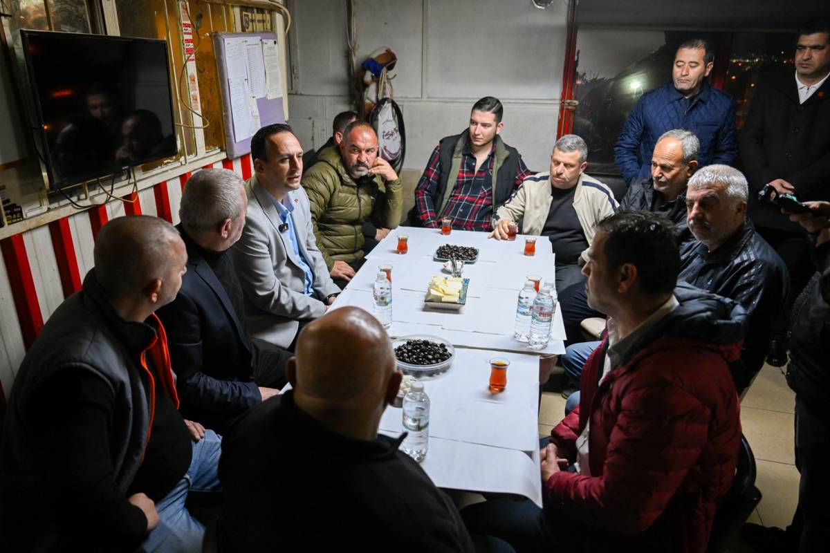 Başkan Eşki minibüsçülerle kahvaltıda buluştu