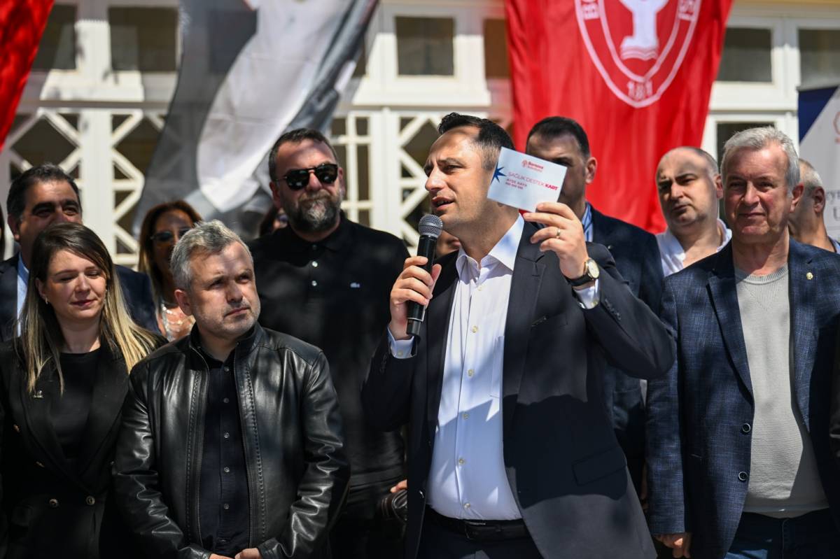 Bornova’da “Sağlık Destek Kartı” başladı